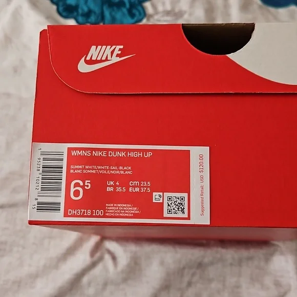 Women's Nike Dunk high up in Summit White - Picture 7 of 7